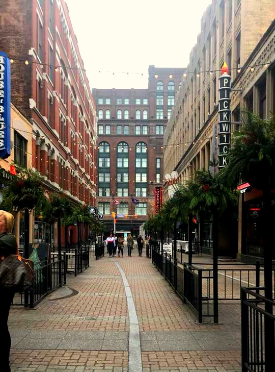 23915836_10155008948603053_168138899524480721_n